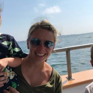 Meet your Posher, Rebecca